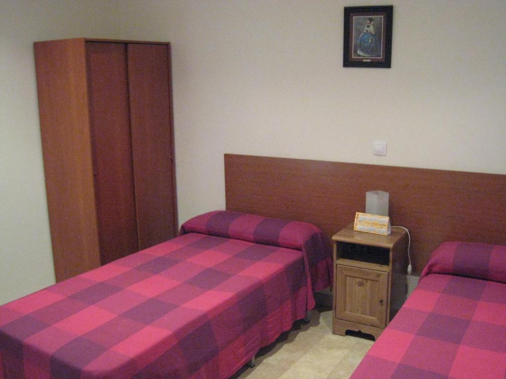 Hostal Alfajarin El Burgo de Ebro Room photo